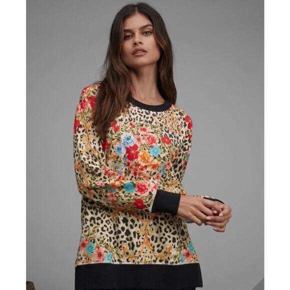 Johnny Was Sweatshirt Size Medium Cheetah High Low Crew Neck Floral Pullover Top - Picture 1 of 9